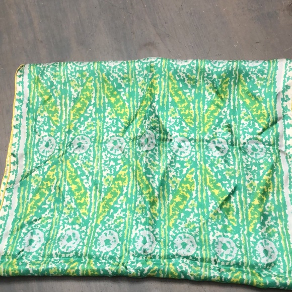 Stunning Silk Verra scarf💚 - Picture 7 of 10